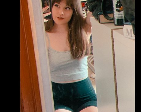 Nagie wyciekłe zdjęcie OnlyFans od Auroraiskira