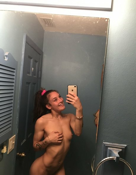 Nagie wyciekłe zdjęcie OnlyFans od Sophia Sultry