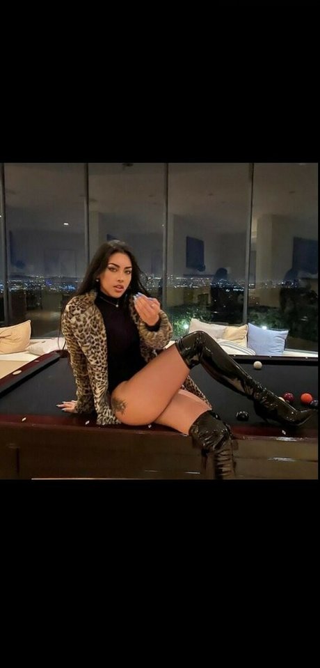 Nagie wyciekłe zdjęcie OnlyFans od Bratty Luna