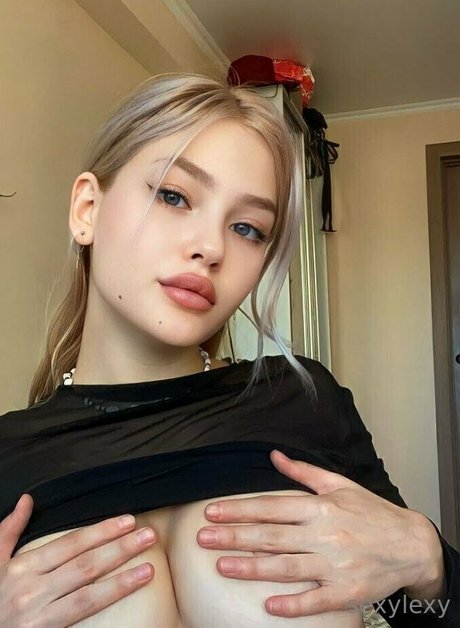 Nagie wyciekłe zdjęcie OnlyFans od Blondiesasha