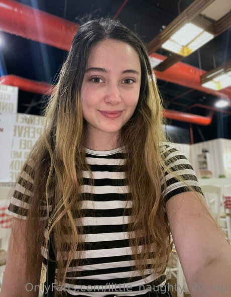 Nagie wyciekłe zdjęcie OnlyFans od Littlenaughty20vip
