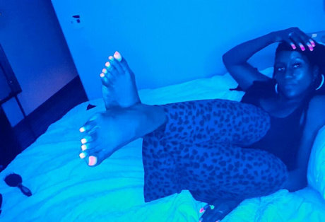 Nagie wyciekłe zdjęcie OnlyFans od Haitianbabefeet