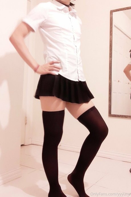 Nagie wyciekłe zdjęcie OnlyFans od Yyyuno