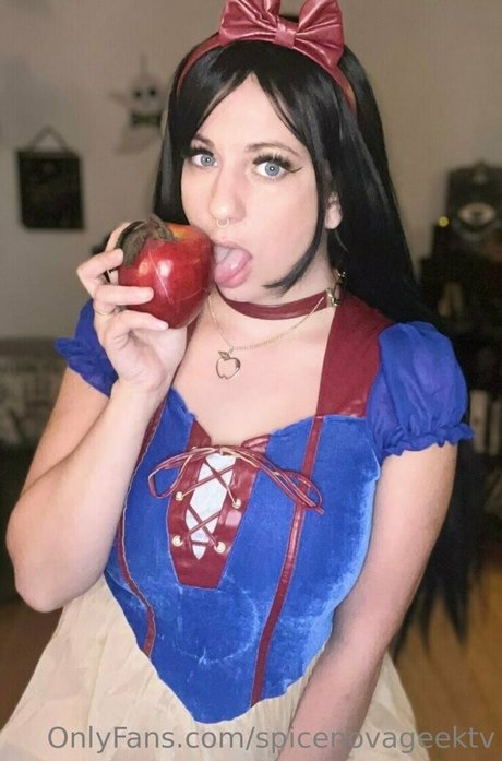 Nagie wyciekłe zdjęcie OnlyFans od Spicenovageektv