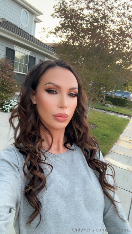 Nagie wyciekłe zdjęcie OnlyFans od Nikkibenz