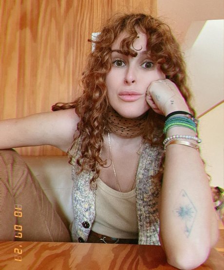 Nagie wyciekłe zdjęcie OnlyFans od Rumer Willis