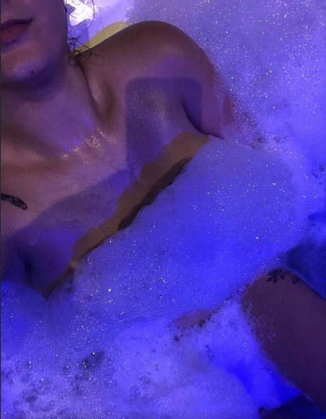 Nagie wyciekłe zdjęcie OnlyFans od Lary Nascimento