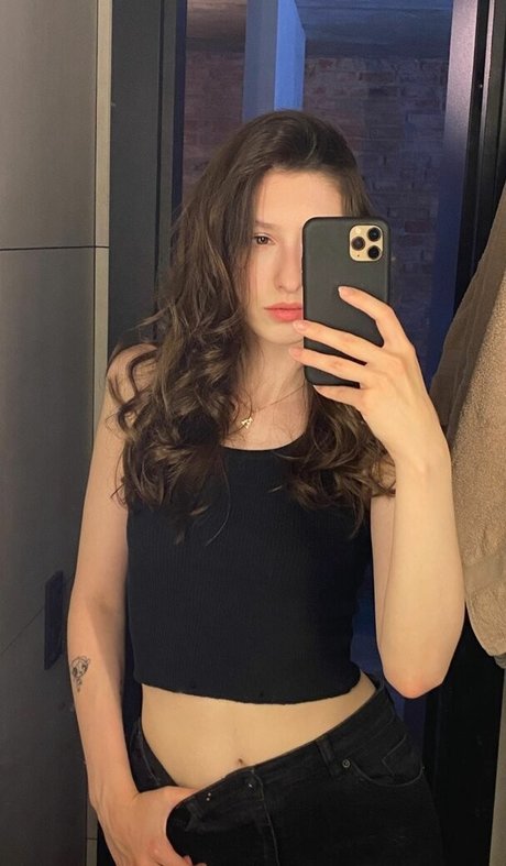 Nagie wyciekłe zdjęcie OnlyFans od Aloona Larionova