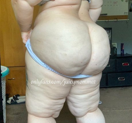 Juicymommat