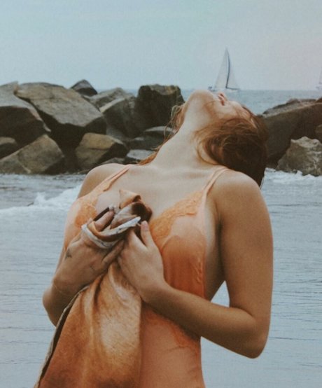 Nagie wyciekłe zdjęcie OnlyFans od Paris Berelc