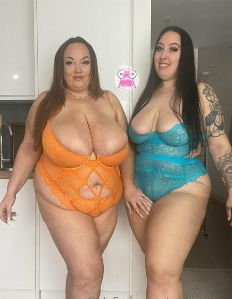 Nagie wyciekłe zdjęcie OnlyFans od Aprilfoxxxx