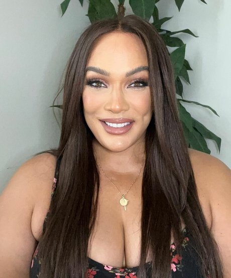 Nia Jax