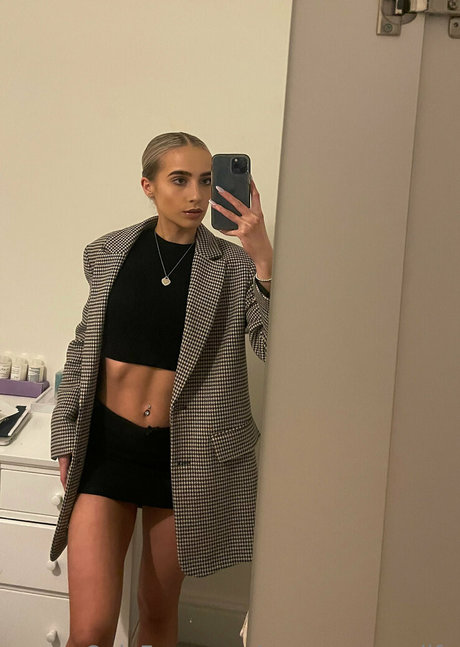 Nagie wyciekłe zdjęcie OnlyFans od Gracemooreslife