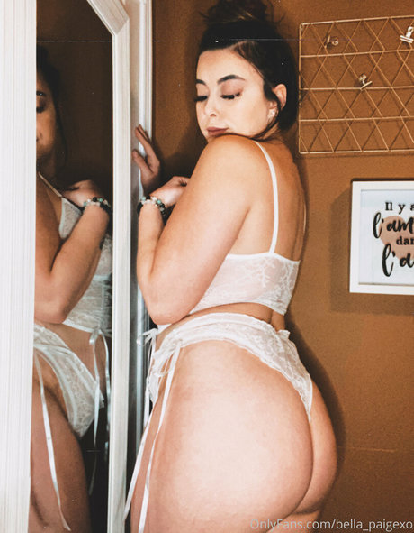 Nagie wyciekłe zdjęcie OnlyFans od Bellaapaigexo