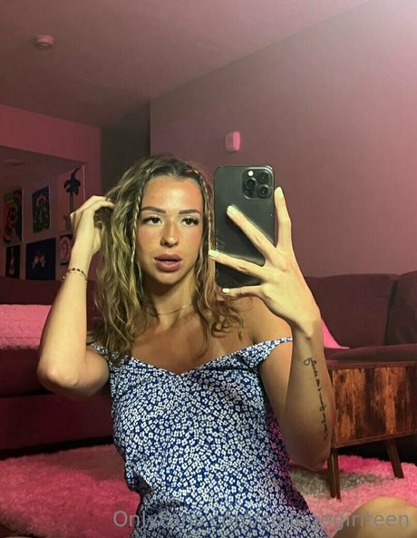 Collegegirlteen