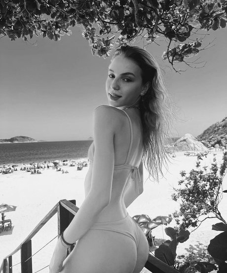 Nagie wyciekłe zdjęcie OnlyFans od Fernanda Schneider