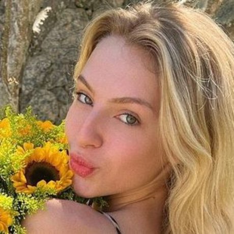 Nagie wyciekłe zdjęcie OnlyFans od Fernanda Schneider