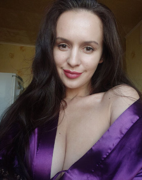 Nagie wyciekłe zdjęcie OnlyFans od Eeemilyyy