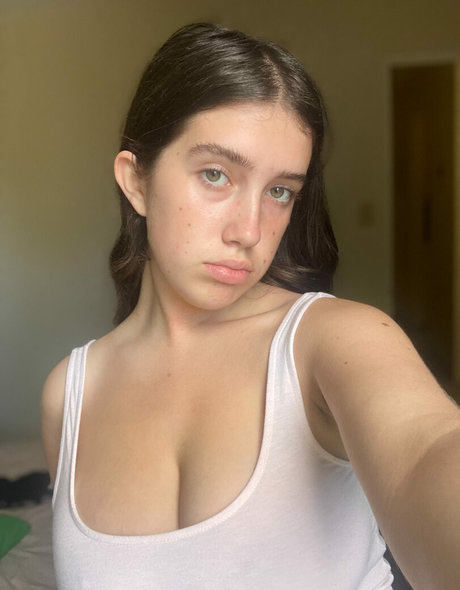 Itsmollyyyrose_again