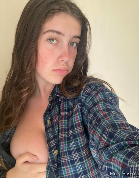 Itsmollyyyrose_again