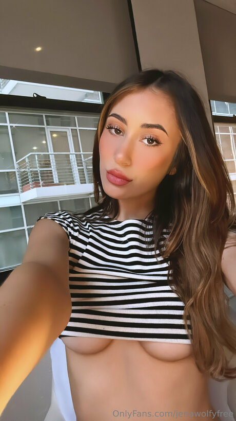 Nagie wyciekłe zdjęcie OnlyFans od Jenawolfyfree