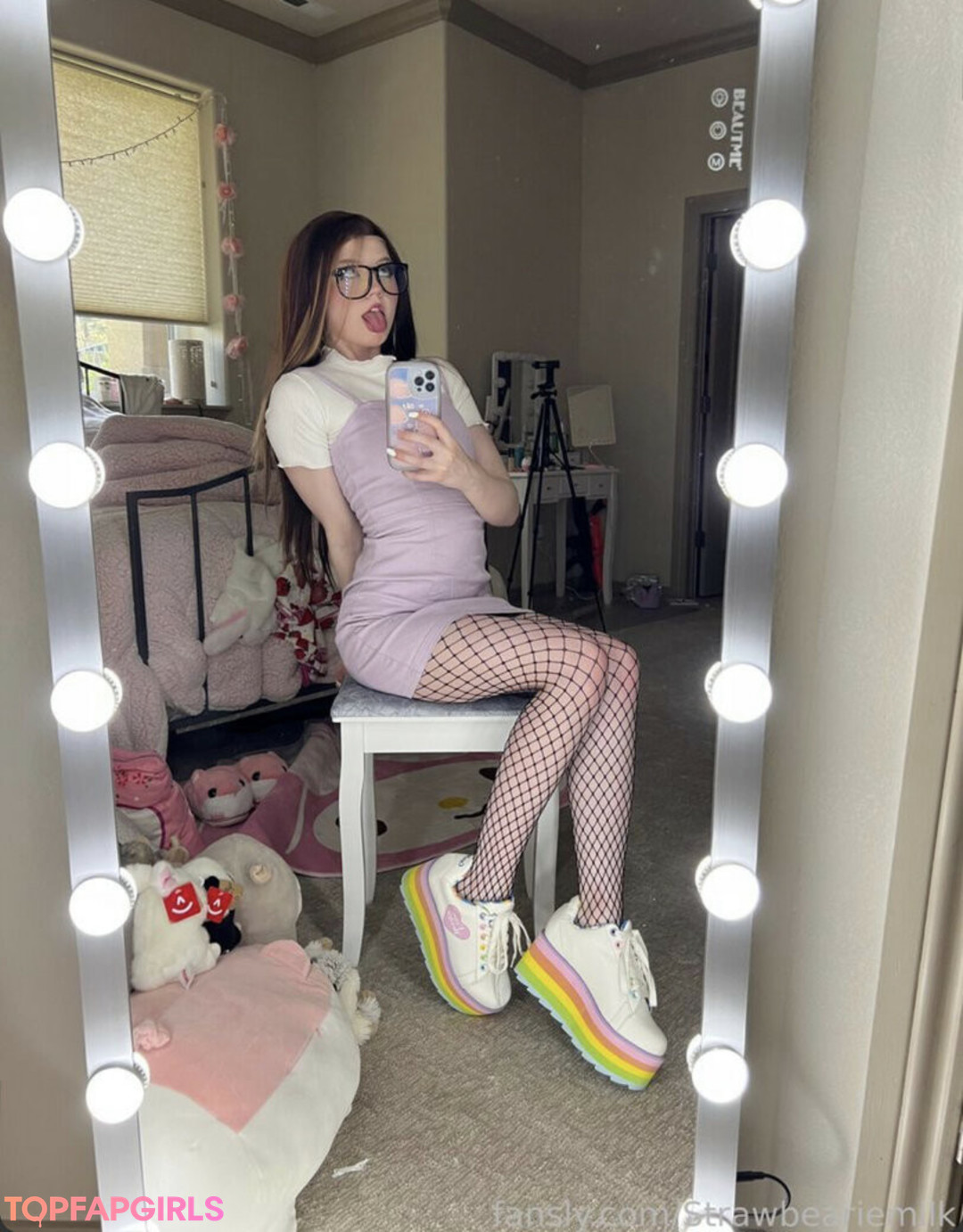 Nagie wyciekłe zdjęcie OnlyFans od Strawbeariemilkk #1403