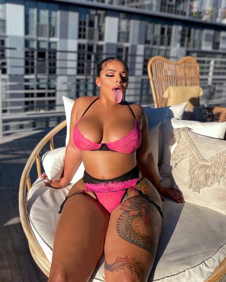 Nagie wyciekłe zdjęcie OnlyFans od Kkvsh