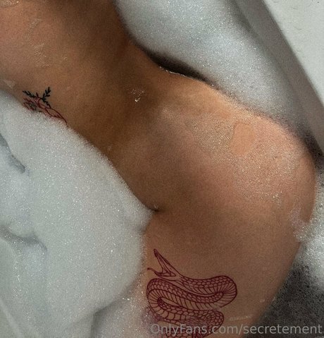 Nagie wyciekłe zdjęcie OnlyFans od Camillebrx