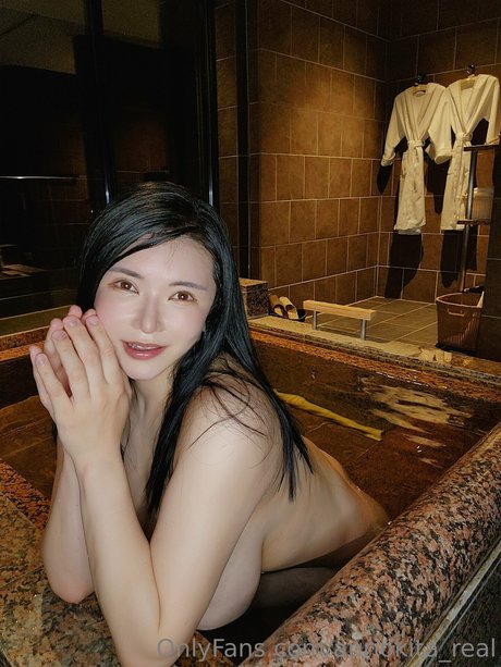 Anri Okita