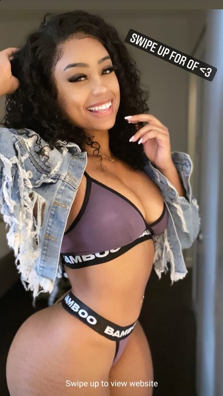 Nagie wyciekłe zdjęcie OnlyFans od Kathryn Celestre