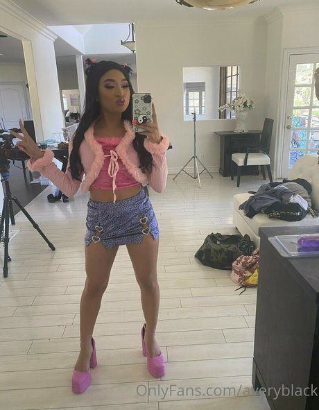 Nagie wyciekłe zdjęcie OnlyFans od Avery Black