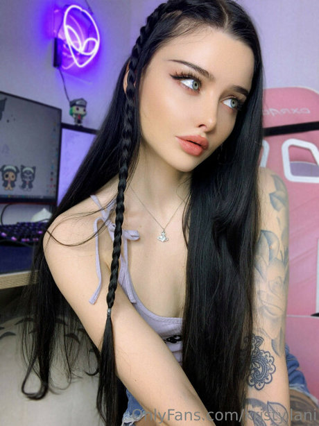 Nagie wyciekłe zdjęcie OnlyFans od Kristy Lani