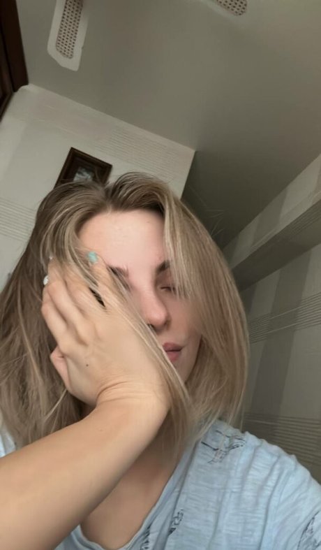 Nagie wyciekłe zdjęcie OnlyFans od Busya18plus