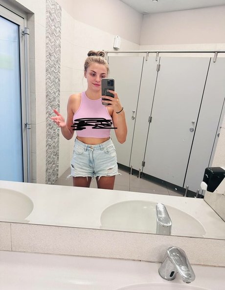 Nagie wyciekłe zdjęcie OnlyFans od Busya18plus