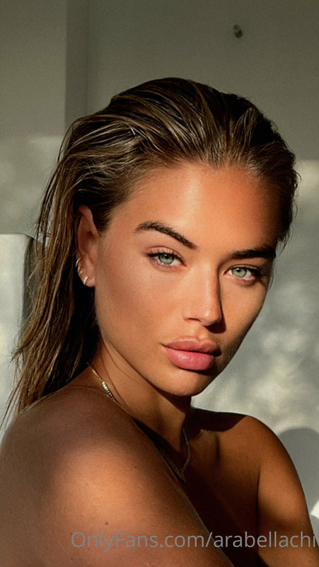 Nagie wyciekłe zdjęcie OnlyFans od Arabella Chi