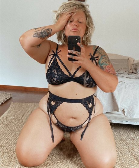 Nagie wyciekłe zdjęcie OnlyFans od Tallulah Moon