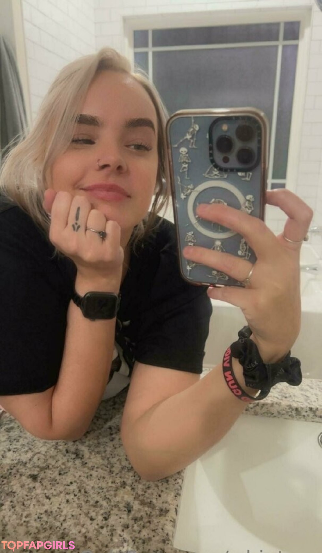 Nagie wyciekłe zdjęcie OnlyFans od Whiptrax #1463