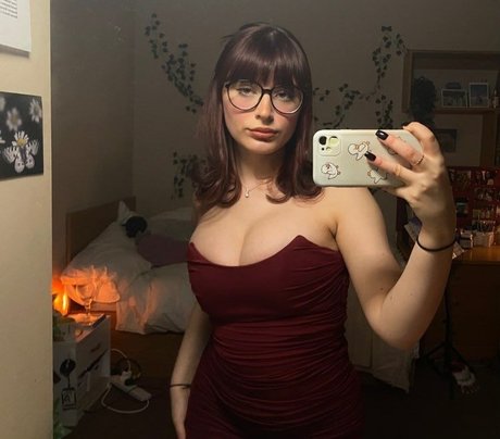 Nagie wyciekłe zdjęcie OnlyFans od Charlotte Stocks