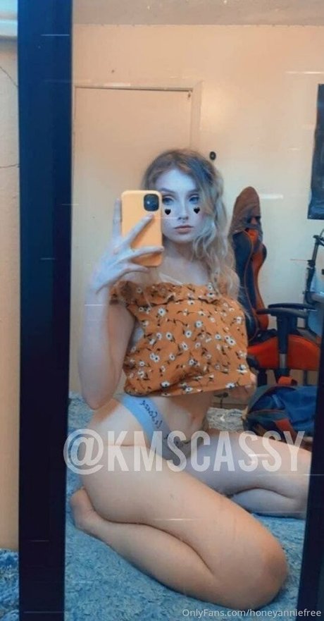 Nagie wyciekłe zdjęcie OnlyFans od Honeyanniefree