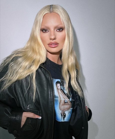 Alexandra Stan