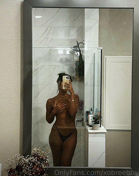 Nagie wyciekłe zdjęcie OnlyFans od Xobreebby