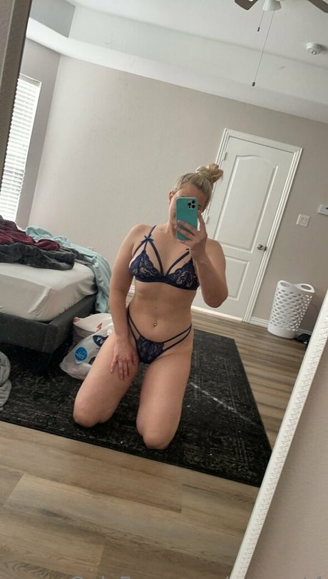 Nagie wyciekłe zdjęcie OnlyFans od Xxcourt4