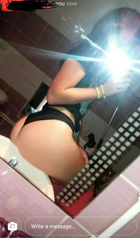 Nagie wyciekłe zdjęcie OnlyFans od Leskovac