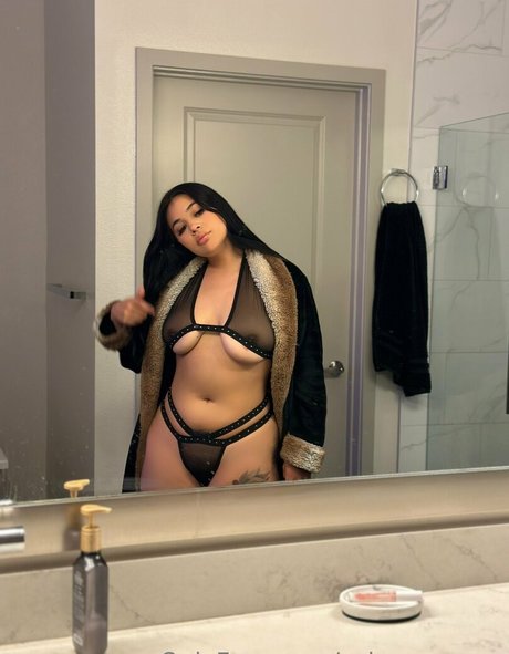 Nagie wyciekłe zdjęcie OnlyFans od Asiancreamm