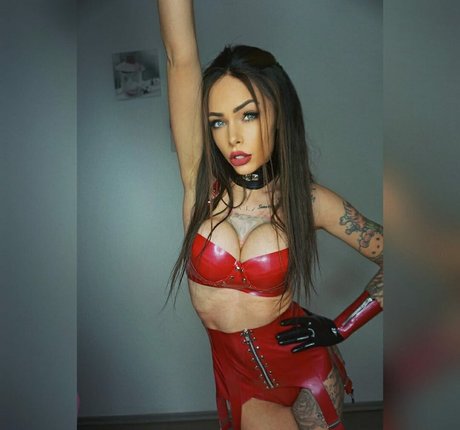 Nagie wyciekłe zdjęcie OnlyFans od Tyra Kadney