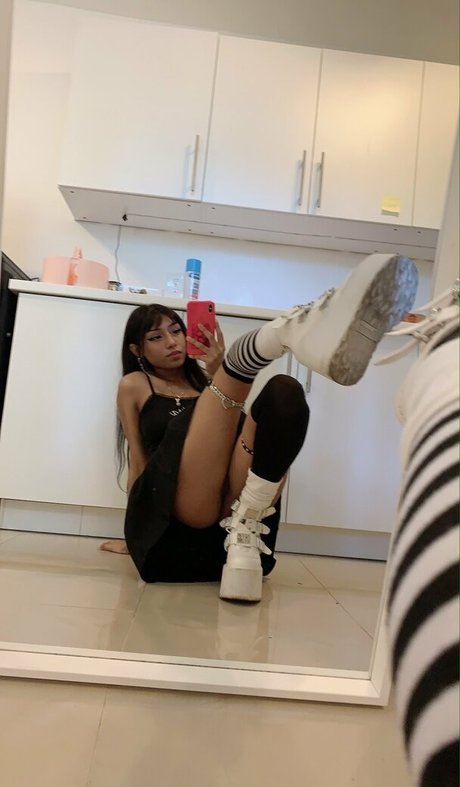 Nagie wyciekłe zdjęcie OnlyFans od Sadgyaru