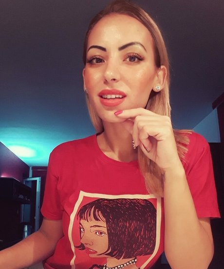 Marinela Adalbertova