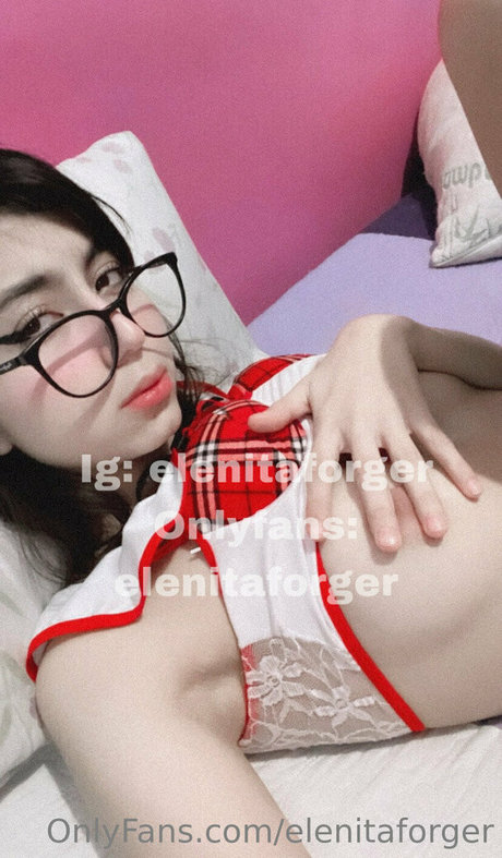 Nagie wyciekłe zdjęcie OnlyFans od Elenitaforger
