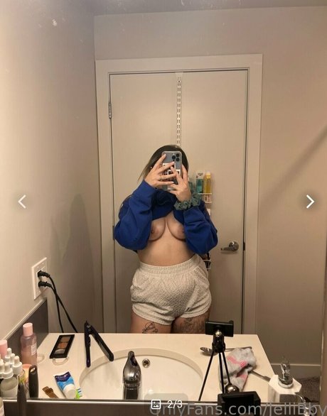 Nagie wyciekłe zdjęcie OnlyFans od Jelliclecats