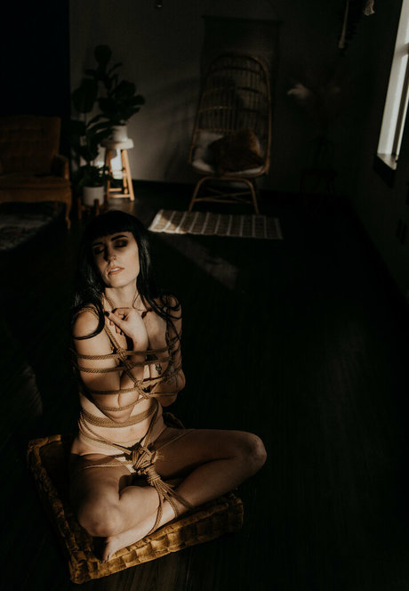 Akatsuki_shibari